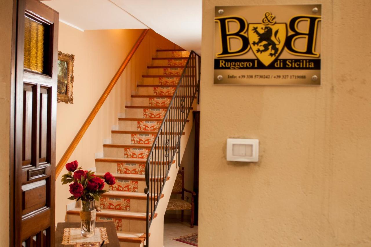 B&B Ruggero I Di Sicilia Piazza Armerina Exteriör bild